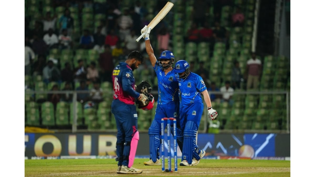 Kochi Blue Tigers ease past Trivandrum Royals with eight-wicket win