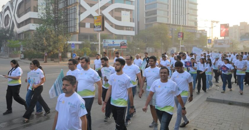 Sterling Hospitals Sindhubhavan Unit Spearheads Cancer Awareness Walkathon with Rotary Club