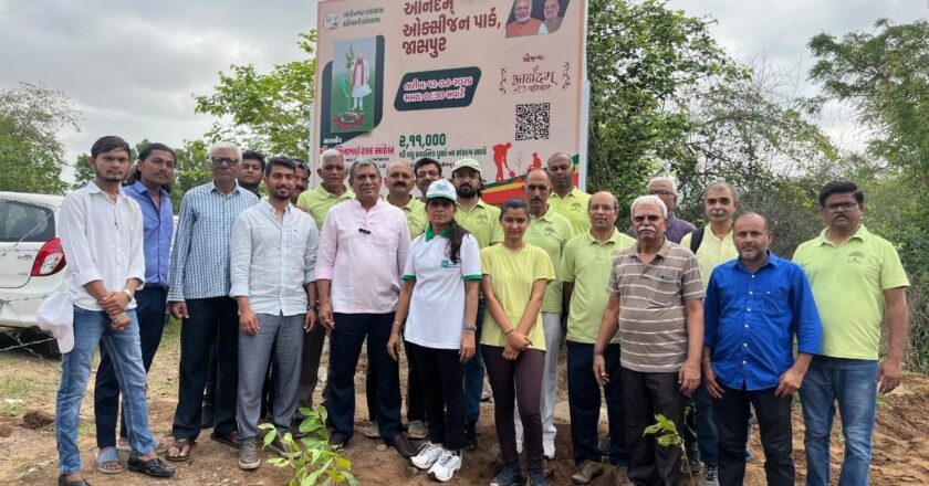 Anandam Parivar plants over 2.11 lakh saplings at Anandam Oxygen Park in Jaspur