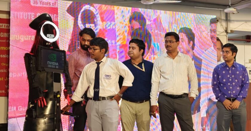 IEM-UEM Group of Institutions Welcomes First-Year B.Tech Students with Grand Inaugural Ceremony and Showcase of Advanced Technologies